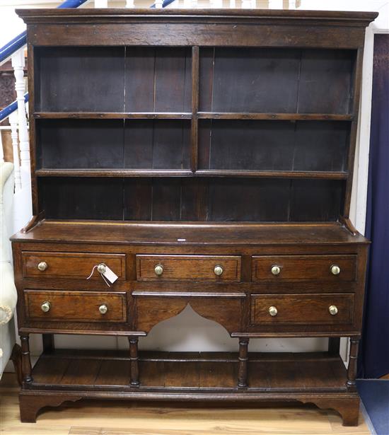 An 18th century oak dresser W.154cm